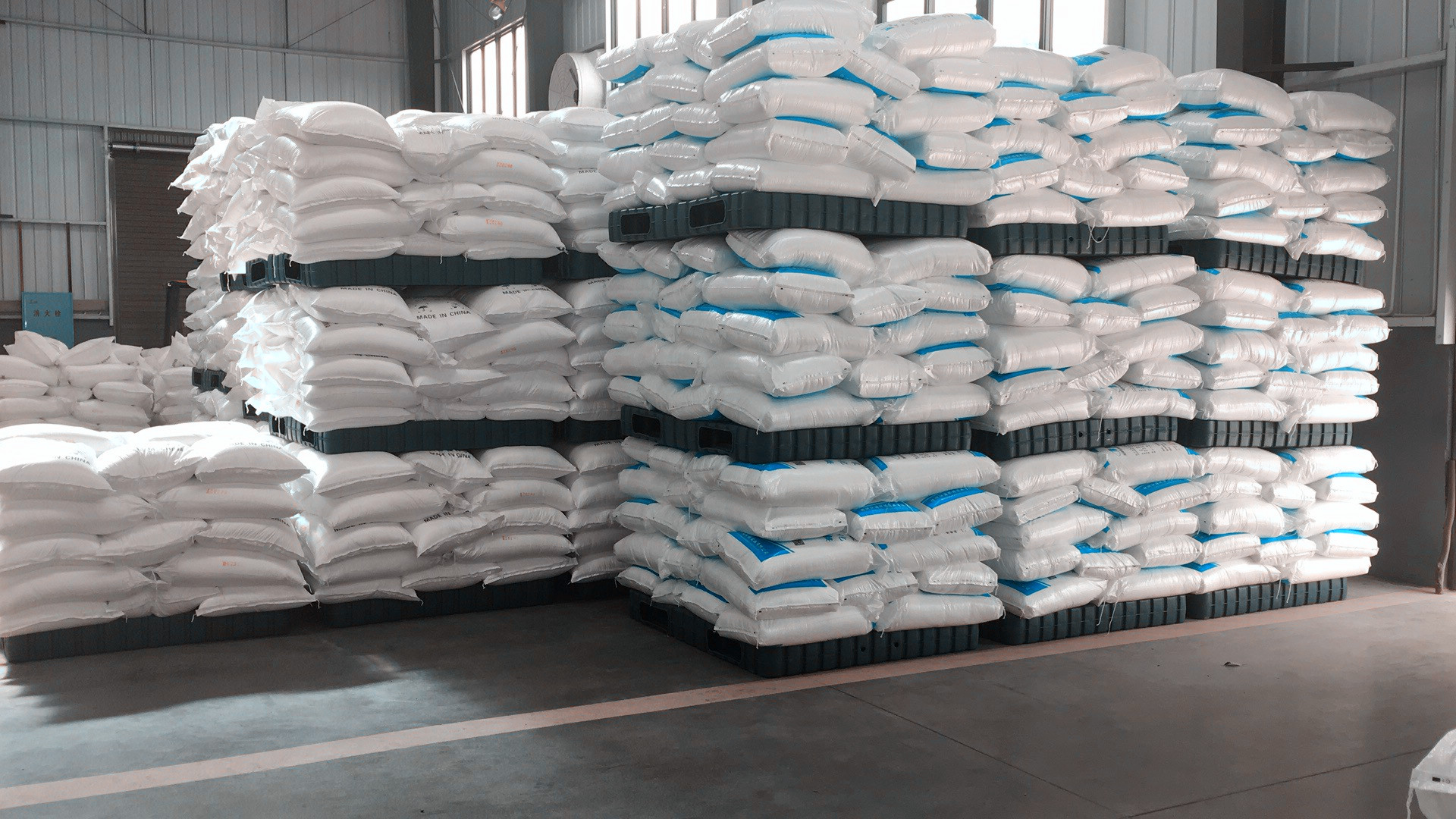 日本客戶拜訪我司現代化新工廠基地 日本客戶拜訪我司現代化新工廠基地